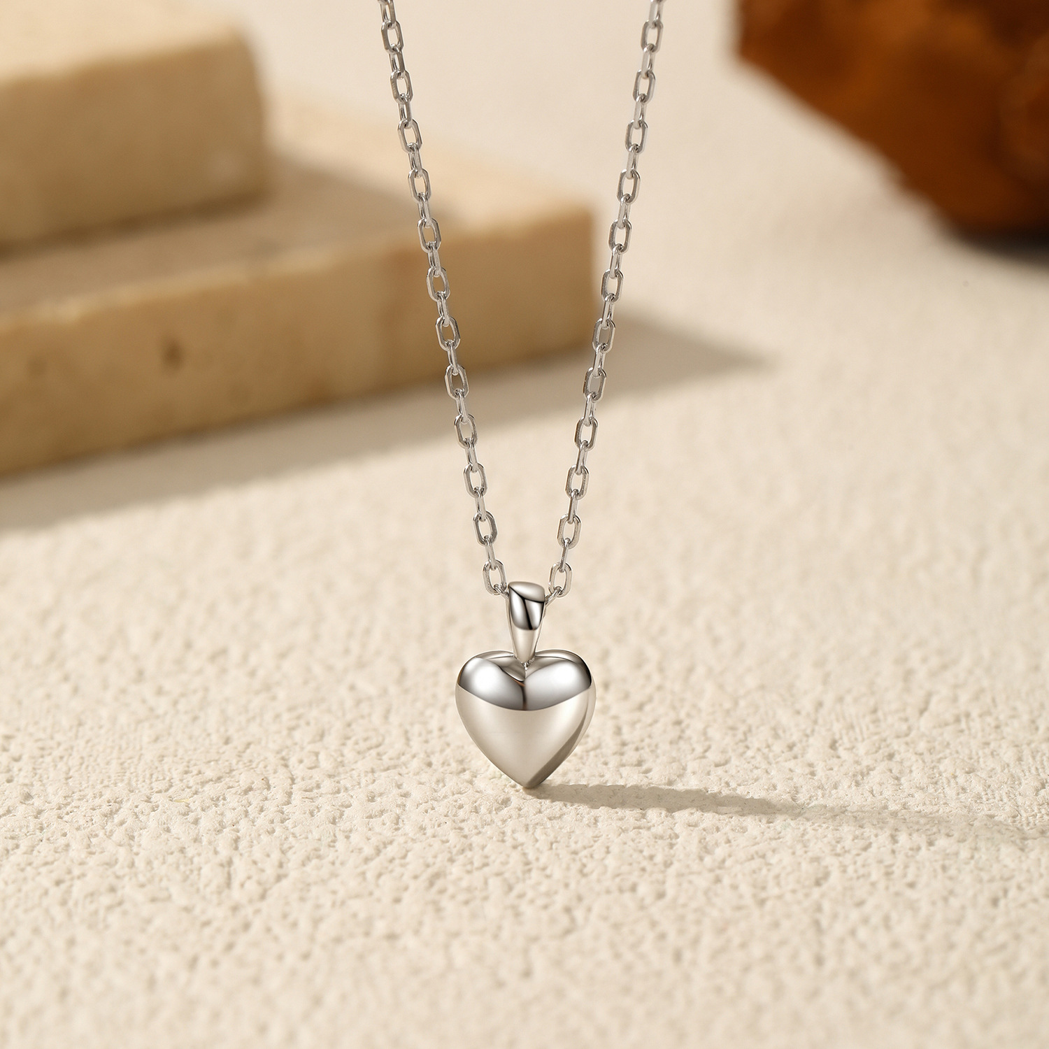 The S925 Sterling Silver Minimalist Heart Pendant Necklace - Image 4