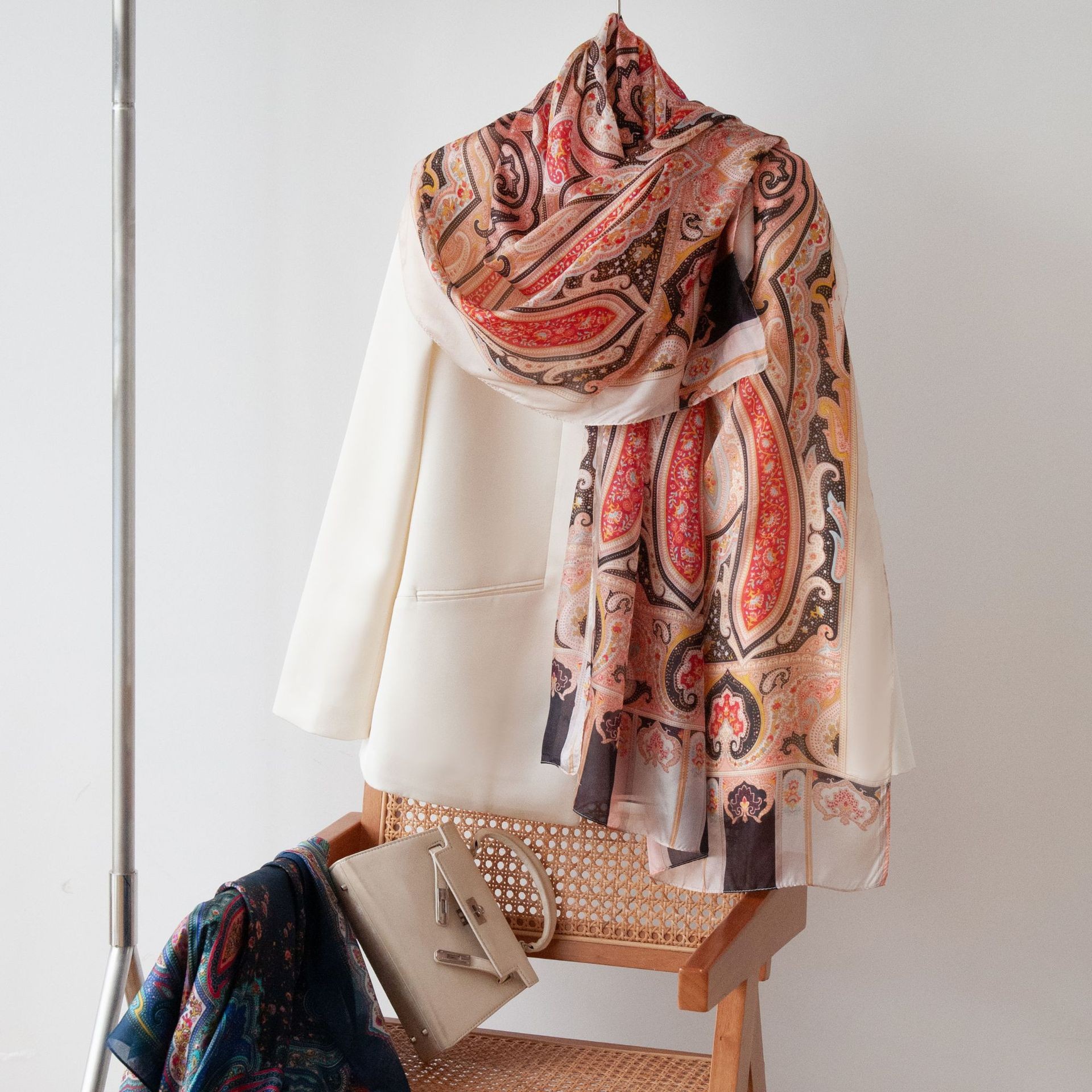 FHZ25-9717-1 Pink Orange Mirror Pattern