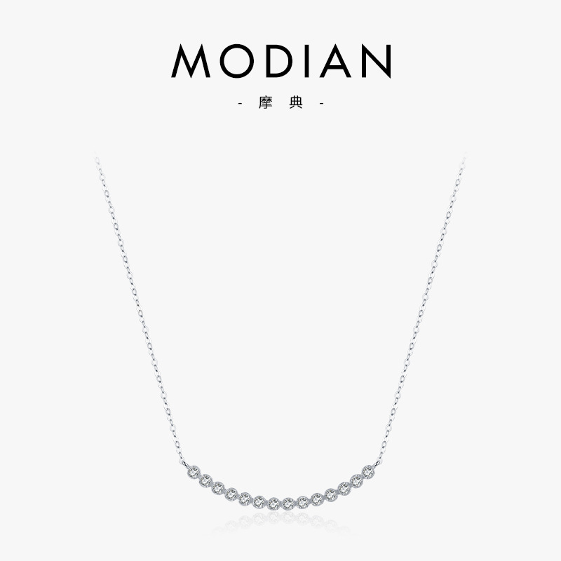 The S925 Sterling Silver Zircon Cross Chain Necklace