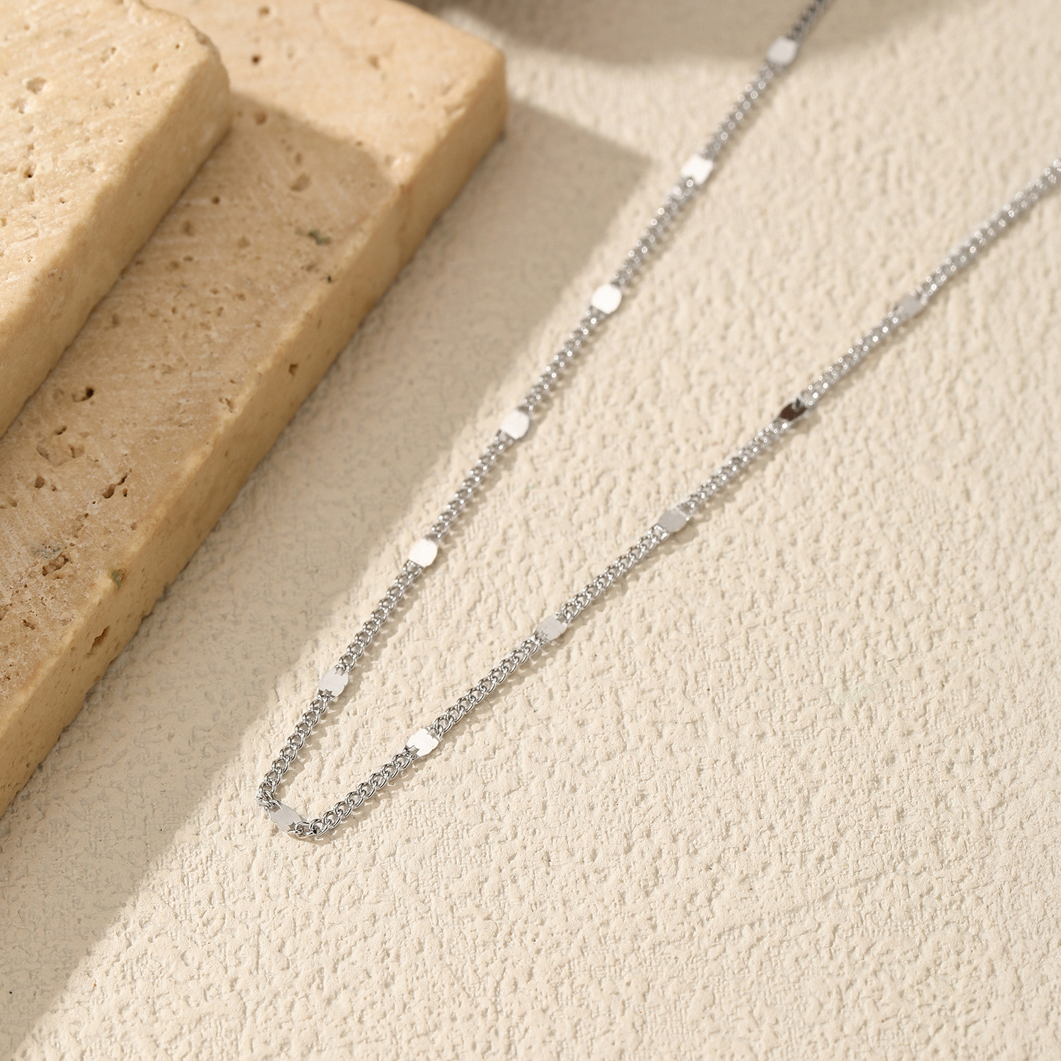 The S925 Sterling Silver Side Shimmer Chain Necklace - Image 4