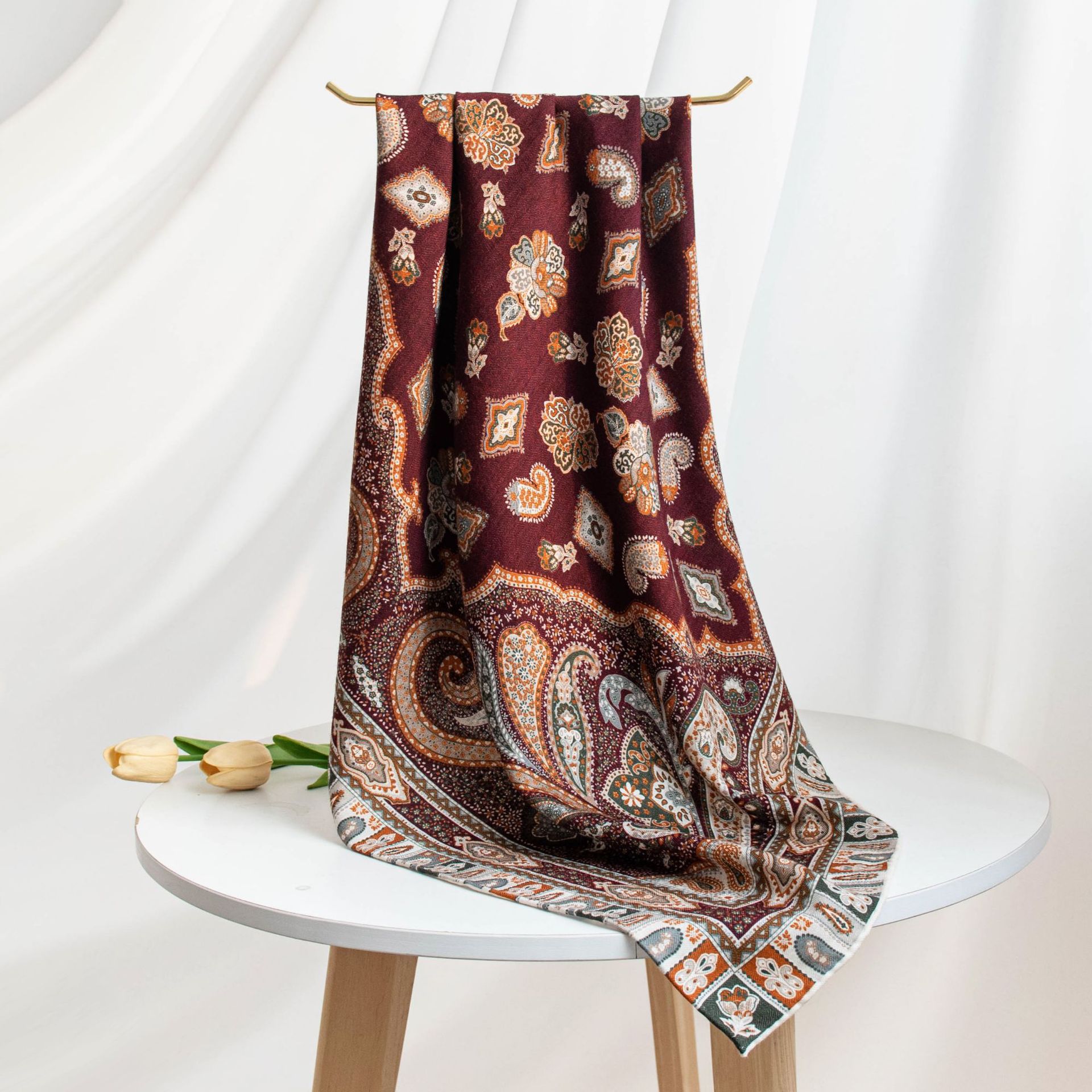 FHZ25-90217-2 Hand Rolled - Double Sided Paisley Black Red