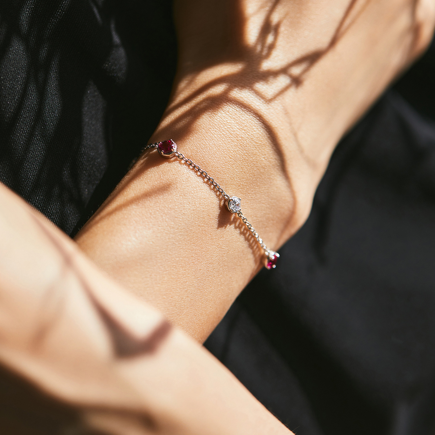 The S925 Sterling Silver Minimalist Bracelet - Image 2